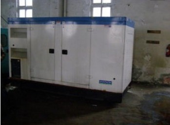 巴州康明斯150kw大型柴油二手发电机组